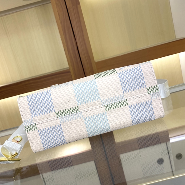 ルイヴィトンバッグ着用イメージ